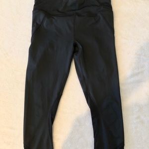 Fabletics cropped black leggings